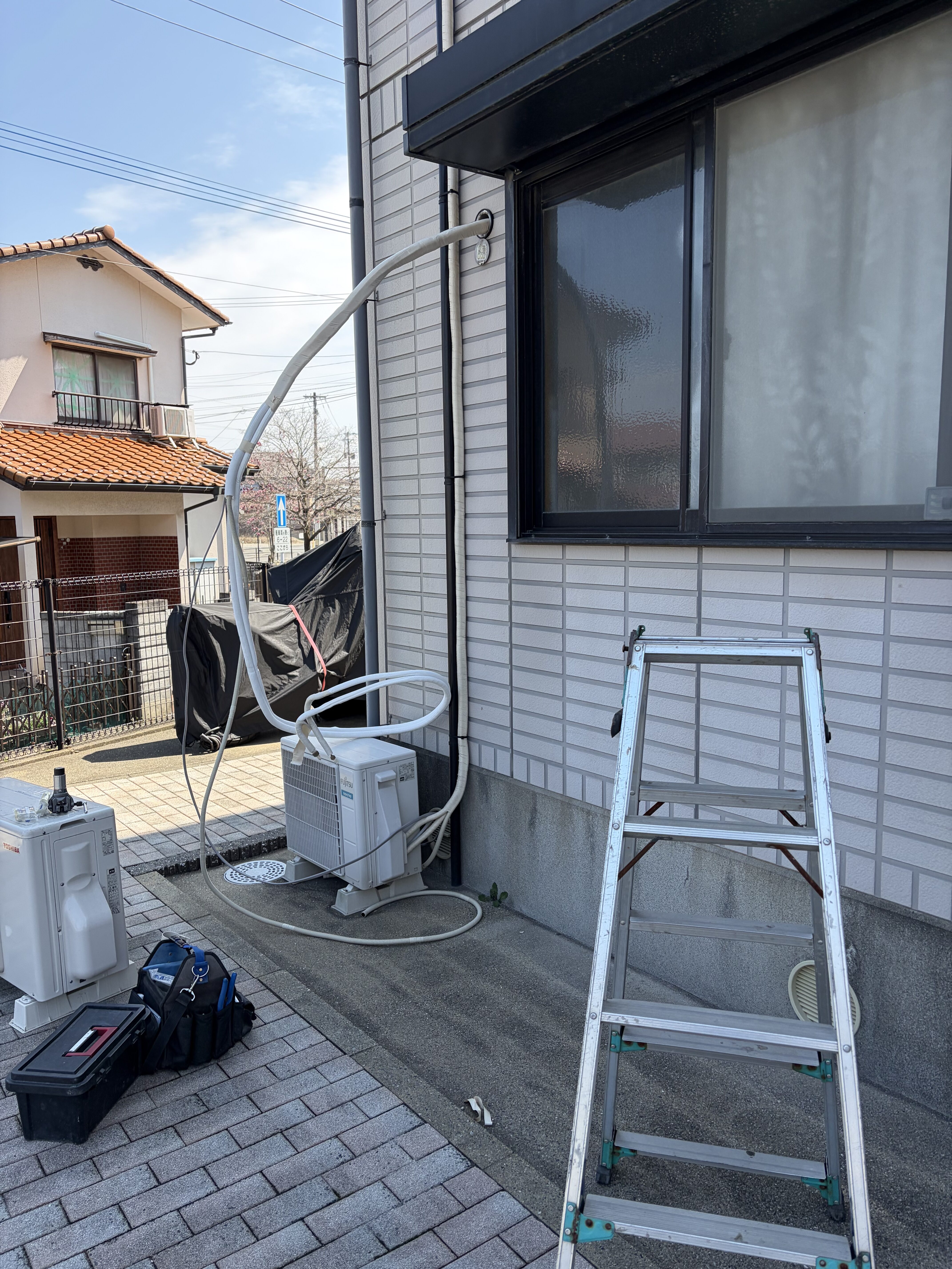 福岡市南区でのエアコン取り付け