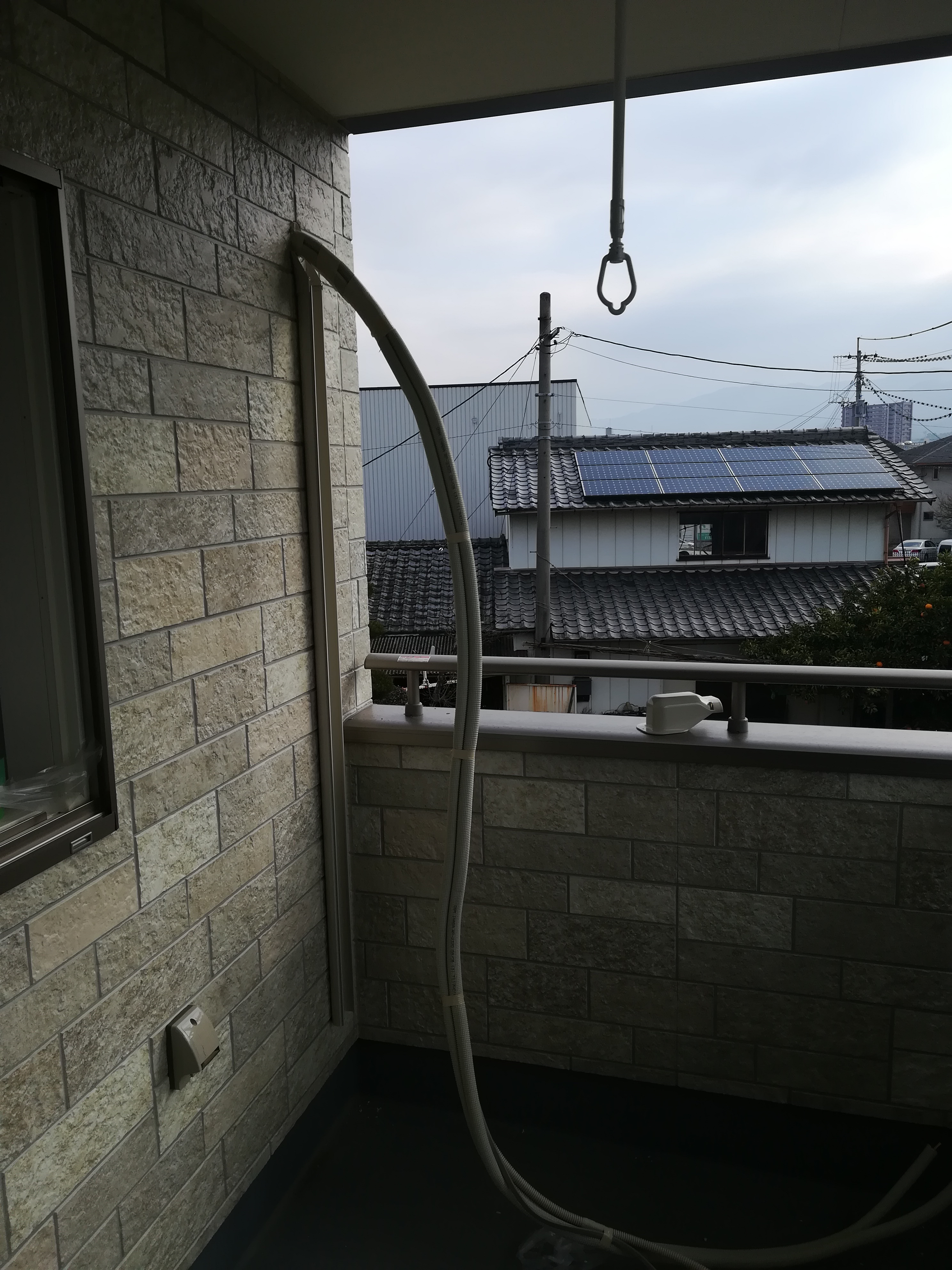 本日は久留米市でのエアコン工事