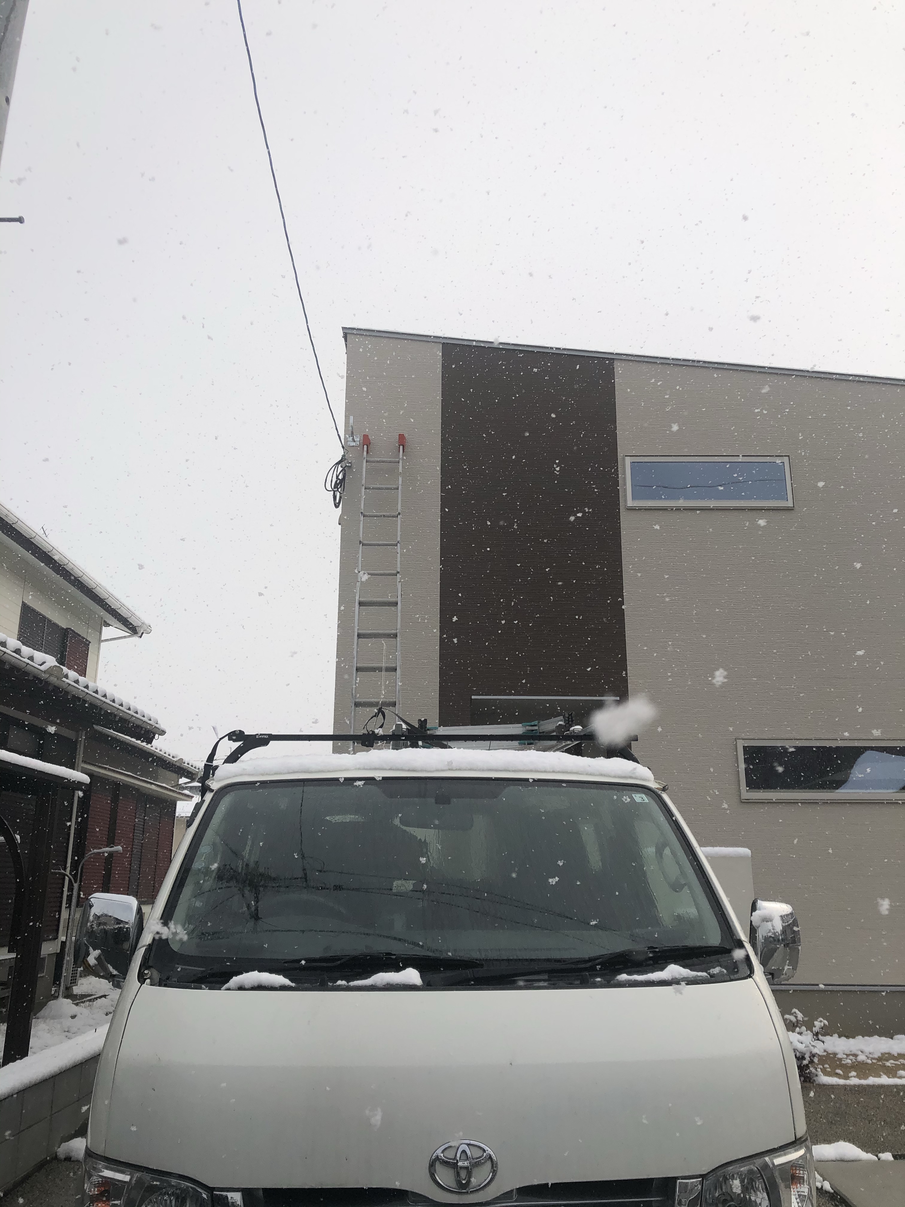 あけましておめでとうございます。久留米市野中町でのアンテナ工事