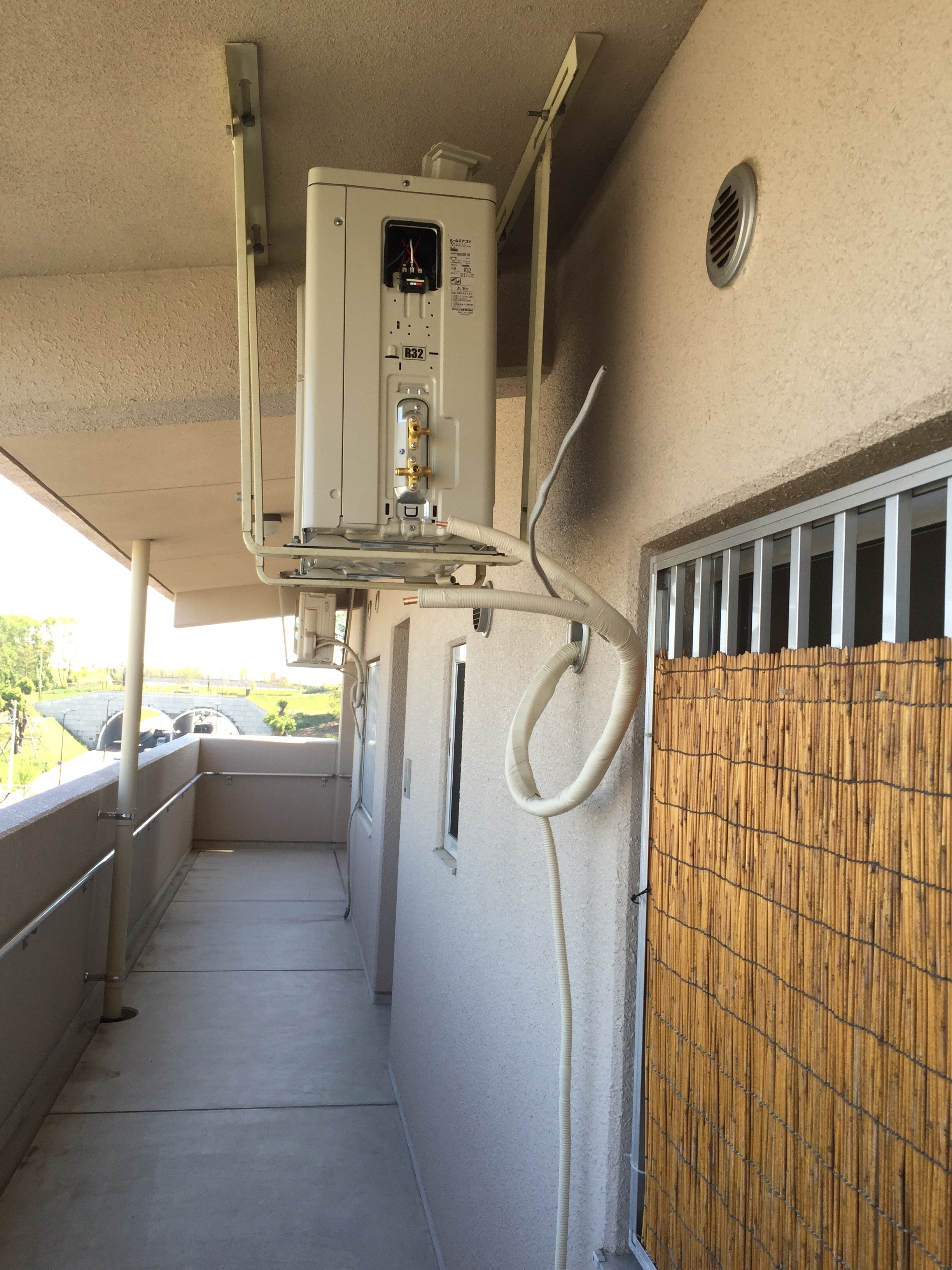 久留米市でのエアコン取り付け工事