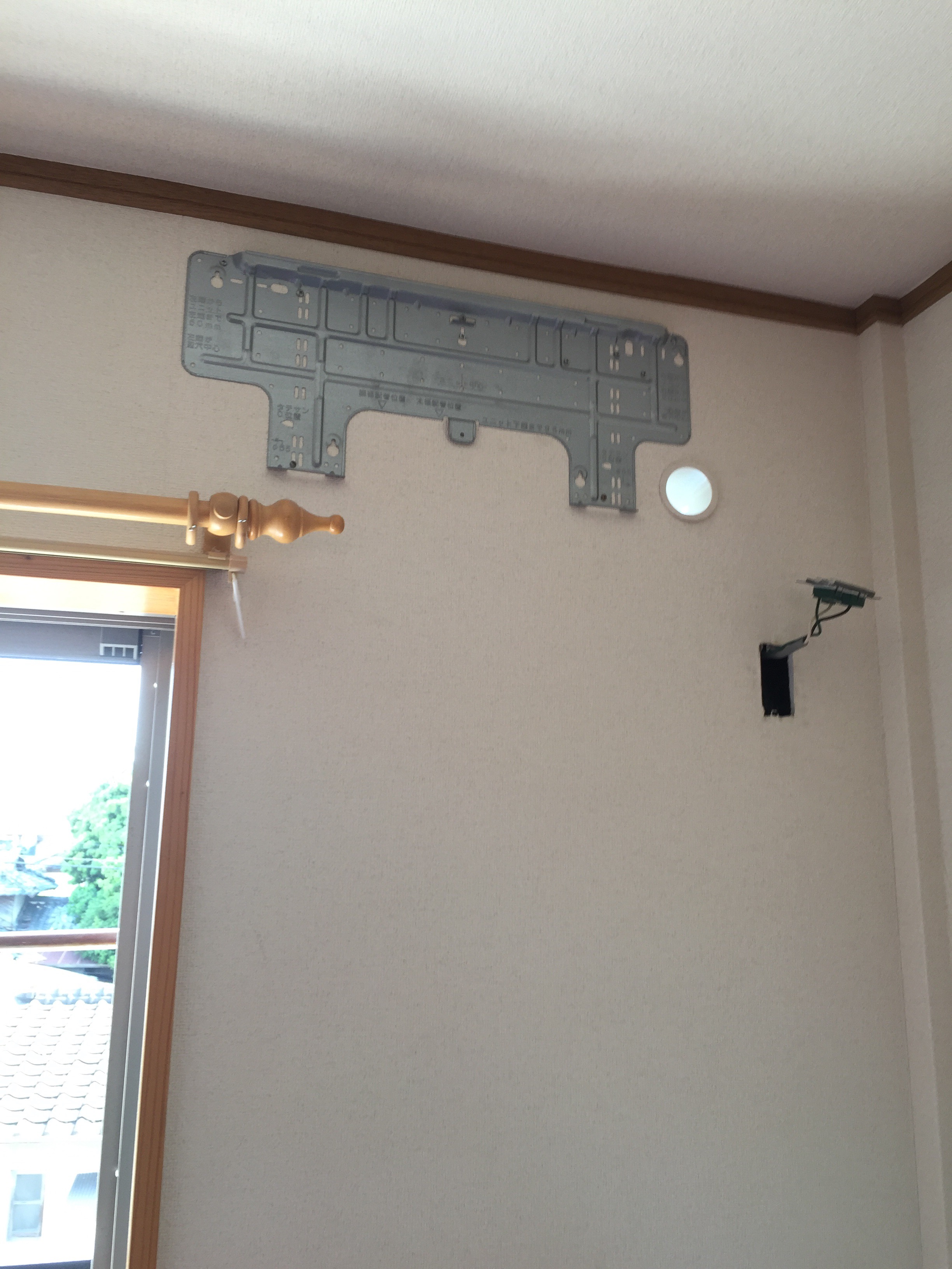 久留米市でのエアコン工事、エアコン取り付け