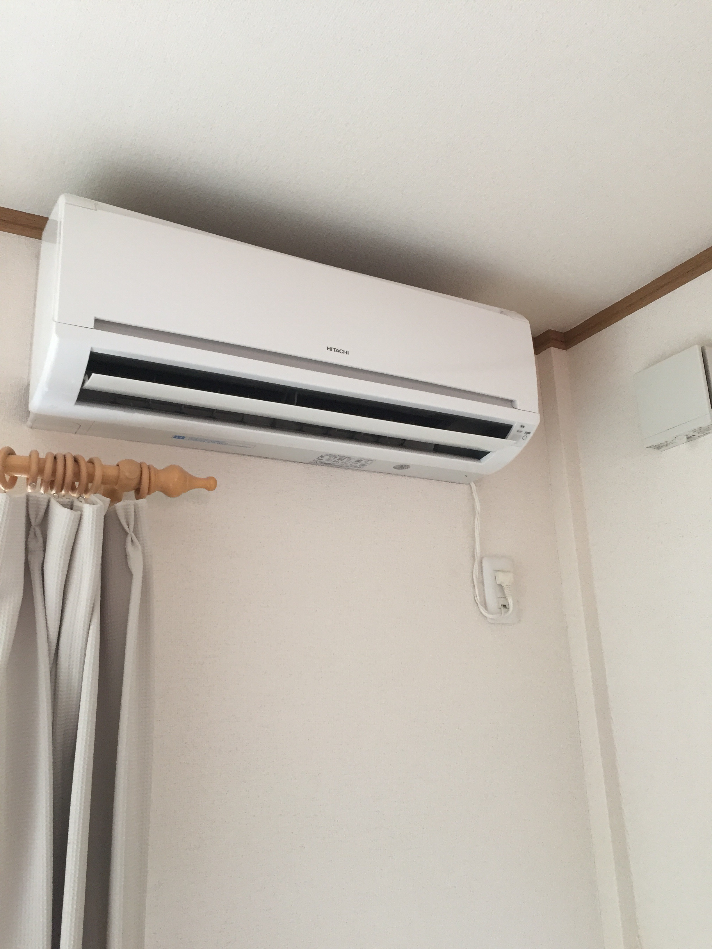 久留米市でのエアコン工事、取り付け