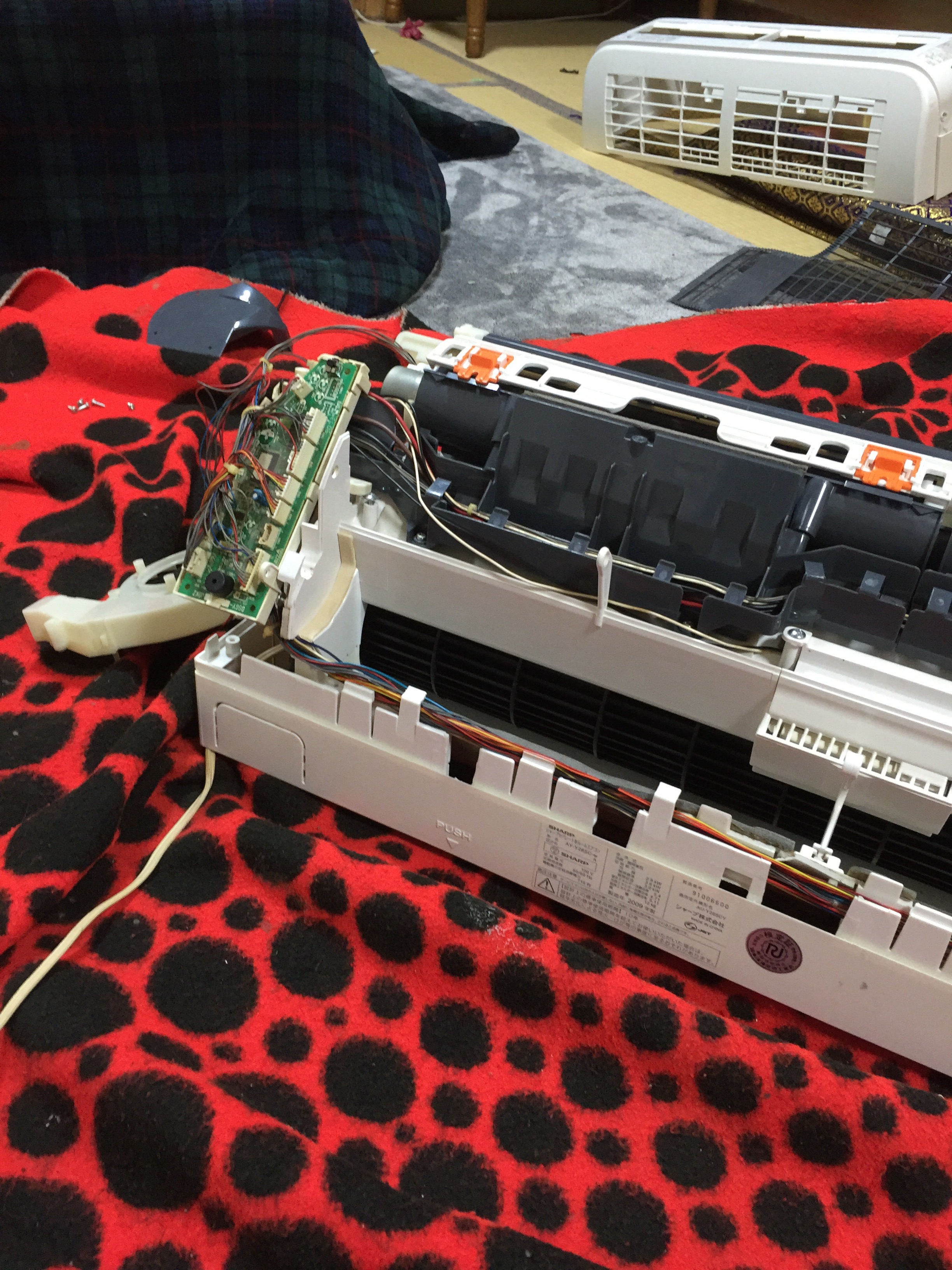 久留米市でのエアコン工事取り付け