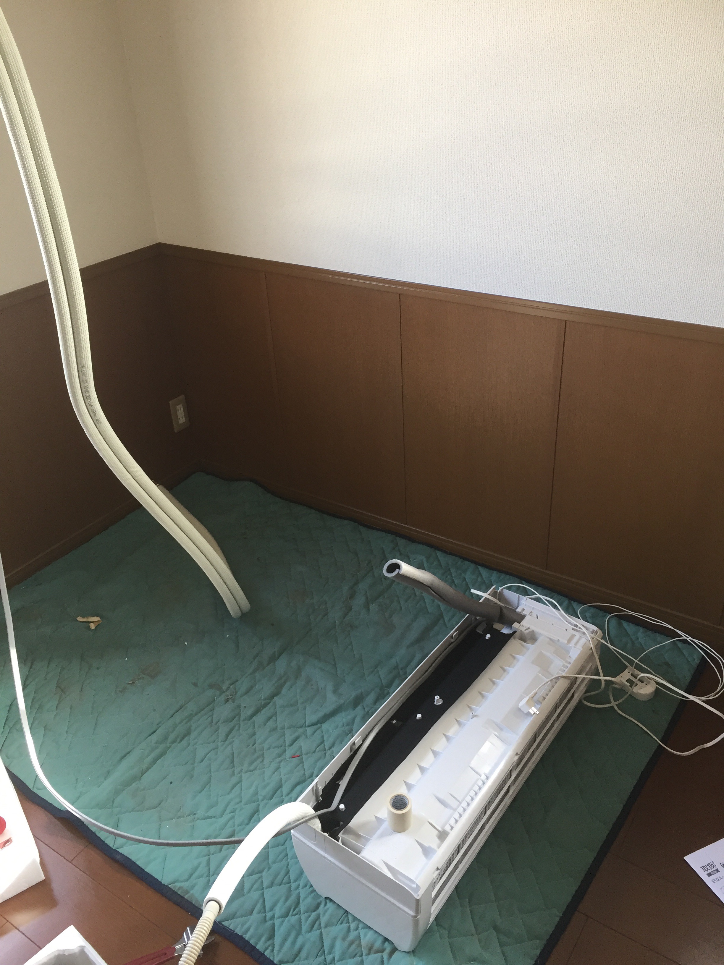 佐賀市でのエアコン取り付け