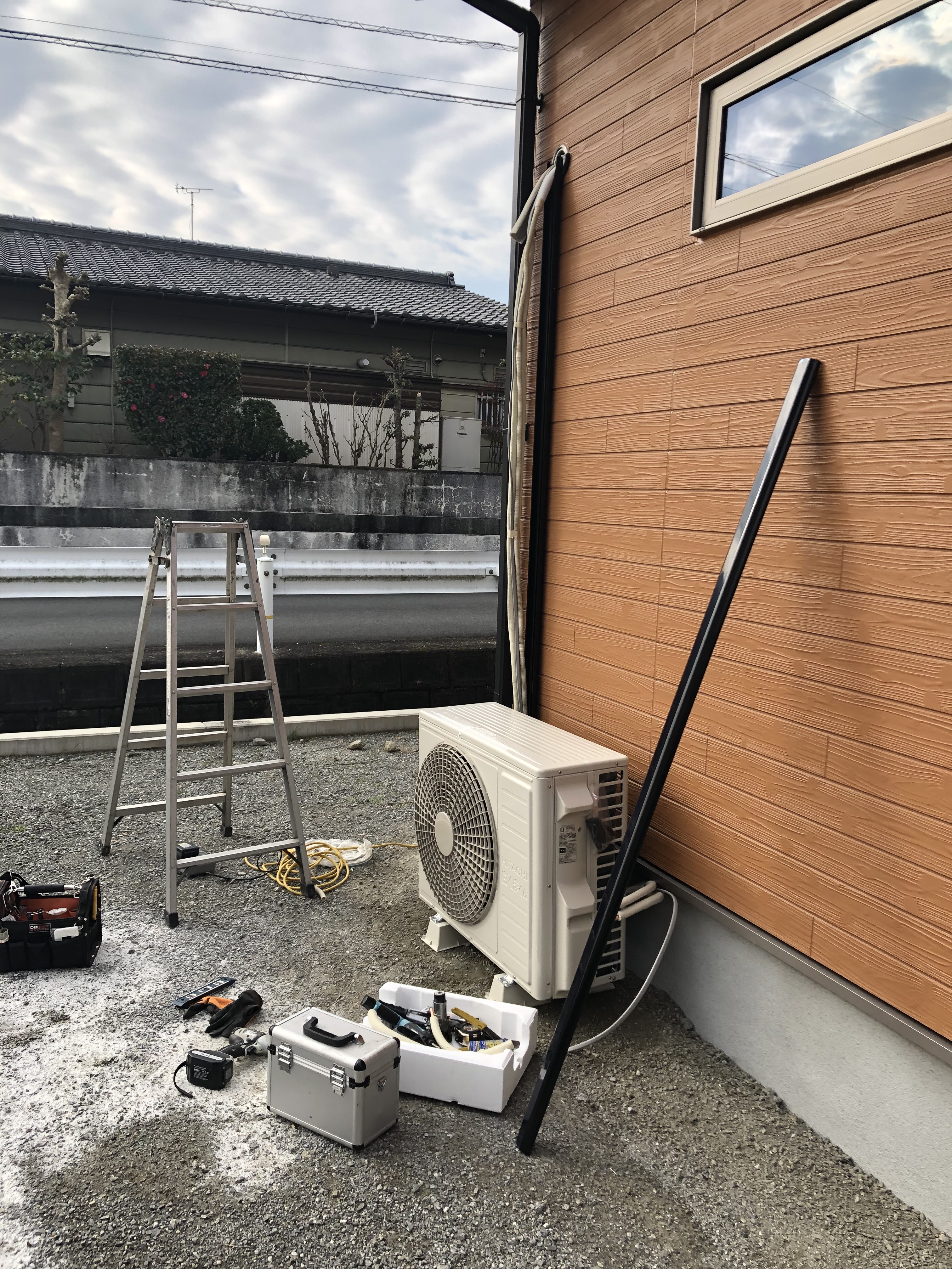 鳥栖市でのエアコン取り付け工事